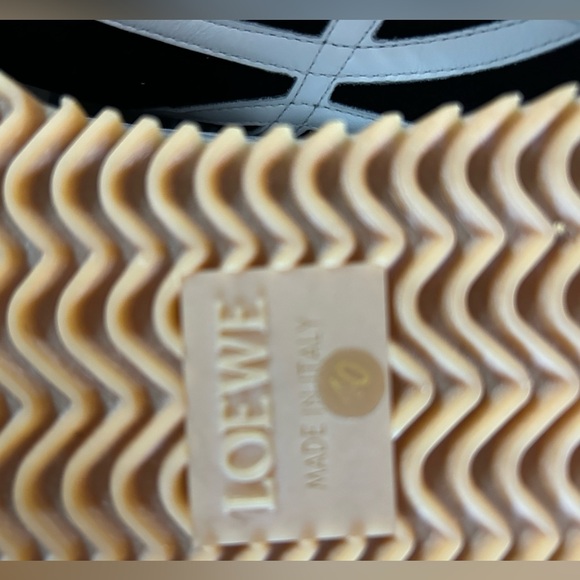 Loewe Flow Runner black sneaker 40 9.5 women’s authentic, like new - Picture 7 of 8